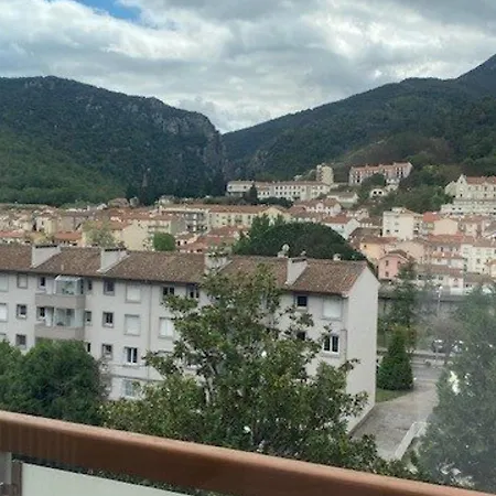 Cosy Avec Terrasse, Parking Et Wifi - Ideal Cures Et Centre-ville, Amelie-les-bains - Fr-1-703-3 Apartment