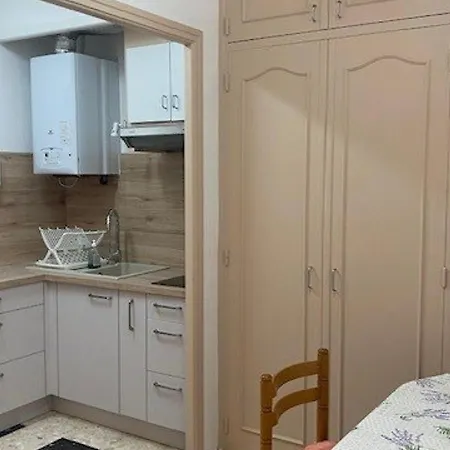 Cosy Avec Terrasse, Parking Et Wifi - Ideal Cures Et Centre-ville, Amelie-les-bains - Fr-1-703-3